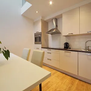Bed & Breakfast Le Lys D'or, Brussels