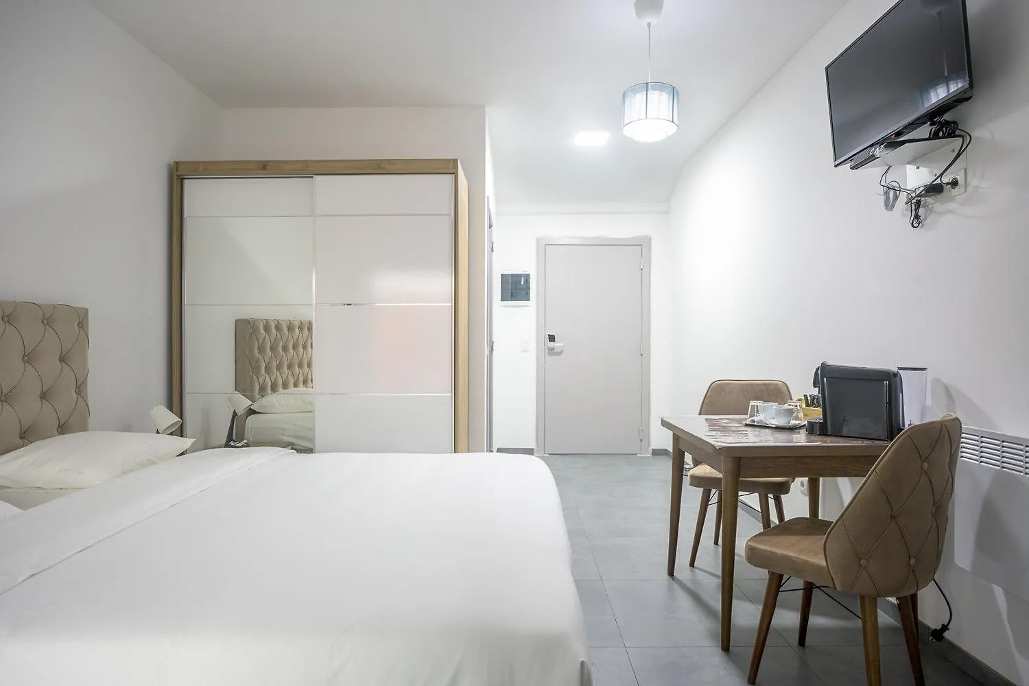 Residence La Floraison Brussels 0*,
